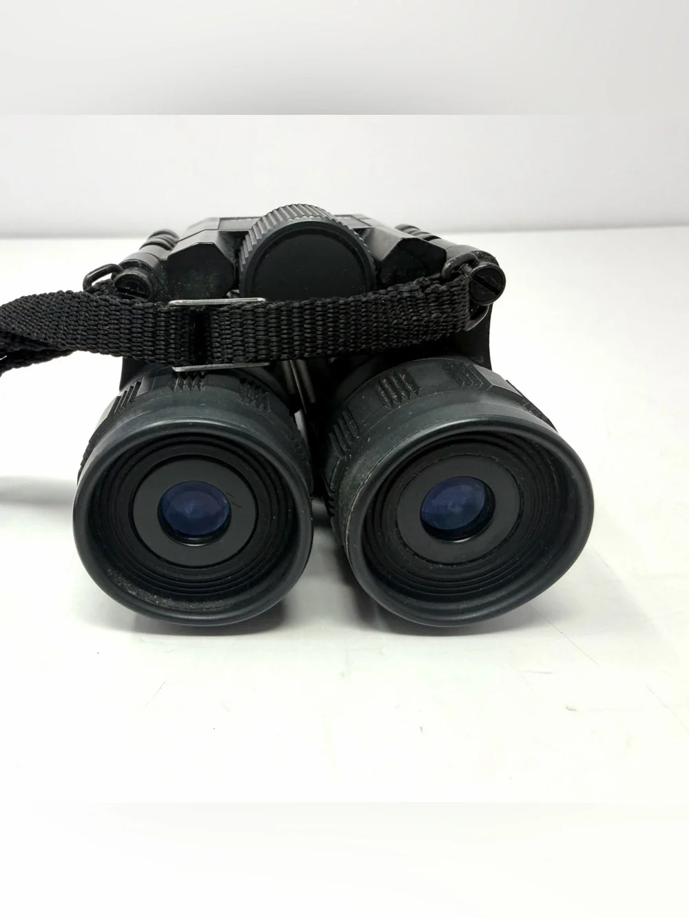 Vintage Abercrombie & Fitch Binoculars 8x21 367ft At 1000 Yards Model 127AF